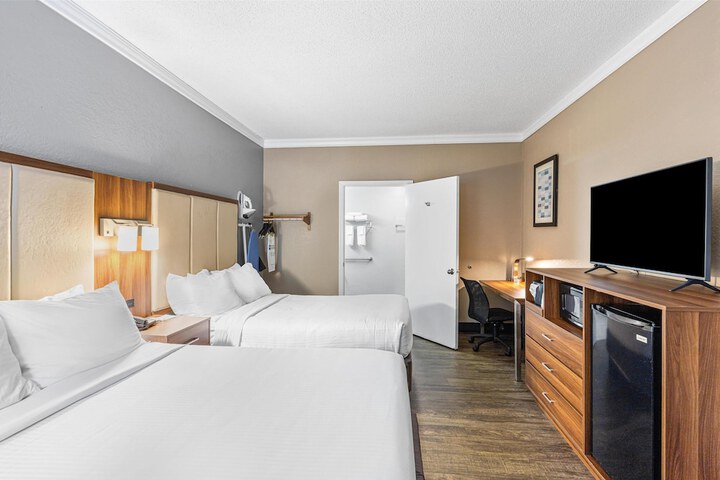 SureStay Hotel by Best Western Helen Downtown