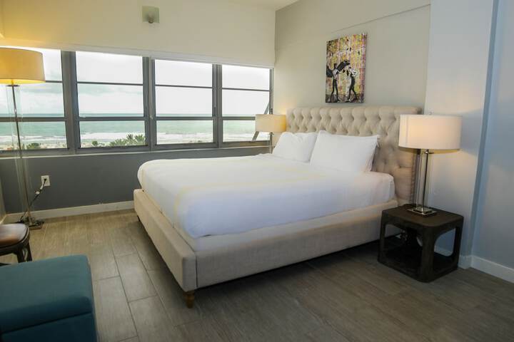 Room 17 of 75