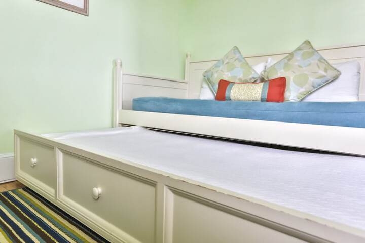 Mansion House Inn & Spa