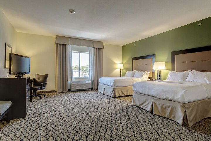 Room 43 of 67