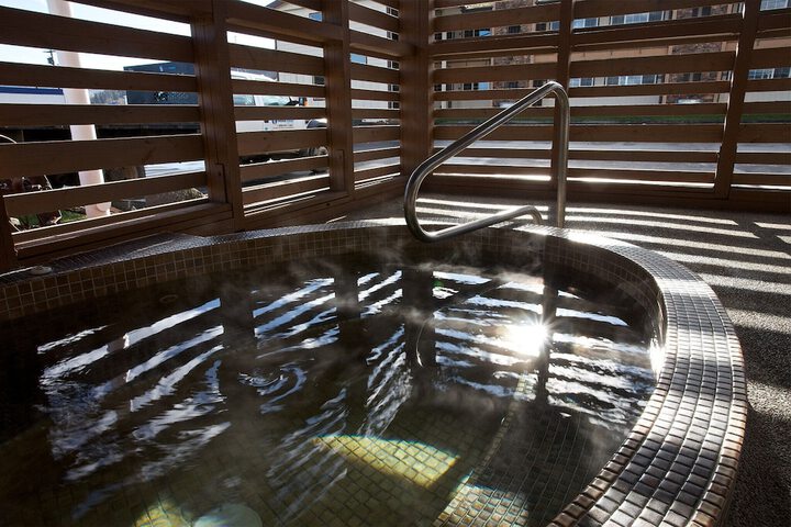 Pool 13 of 100