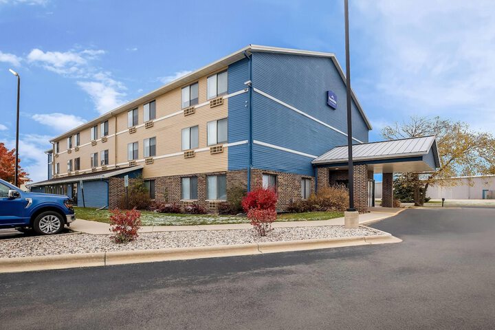AmericInn by Wyndham Columbus Wisconsin