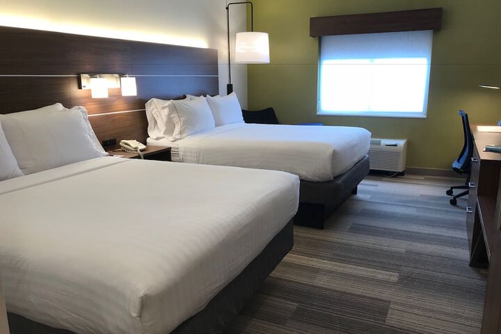 Holiday Inn Express Hotel & Suites Rochester - Victor by IHG