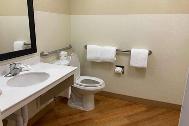 La Quinta Inn & Suites by Wyndham Ft. Lauderdale Airport