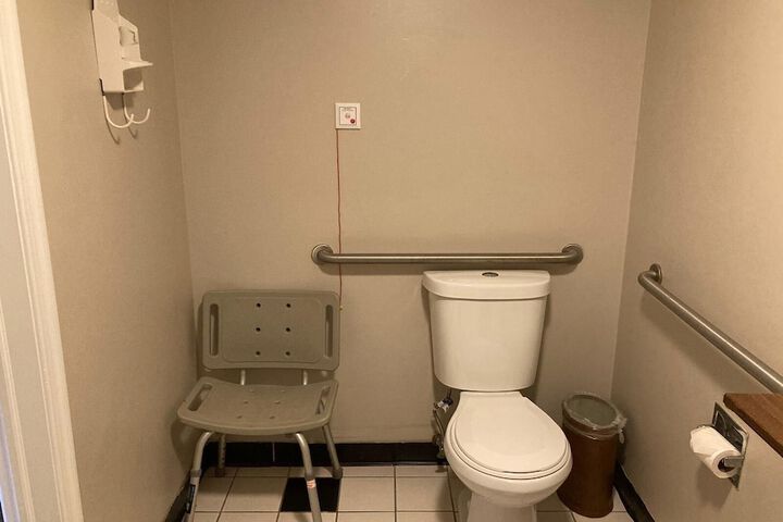 Room 45 of 99