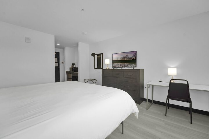 Room 17 of 31