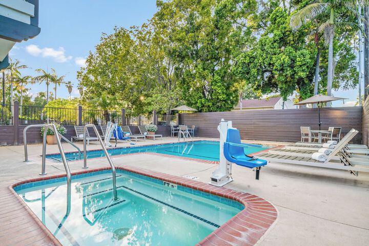 Pool 12 of 82