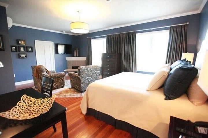 Room 41 of 70
