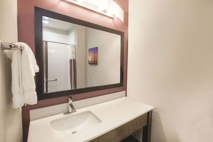 La Quinta Inn & Suites by Wyndham San Marcos Outlet Mall