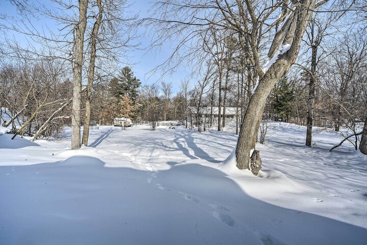 Family Home - Walk to Town & Balsam Lake!