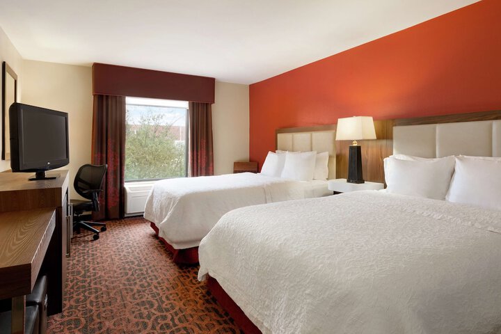 Hampton Inn Wichita Falls Sikes Senter Mall