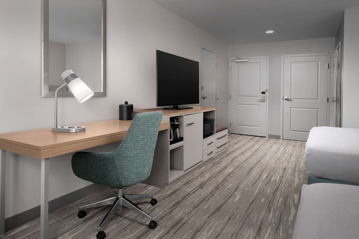 Room 21 of 51