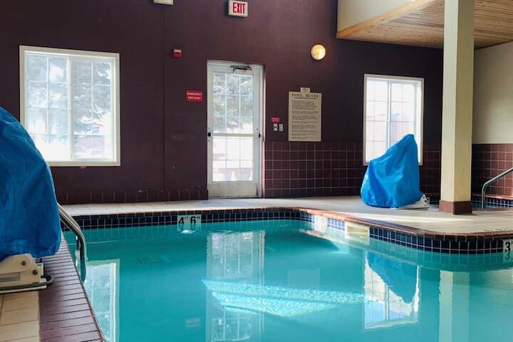 Pool 6 of 28