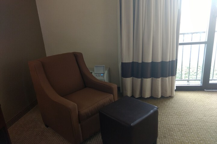 Room 31 of 37