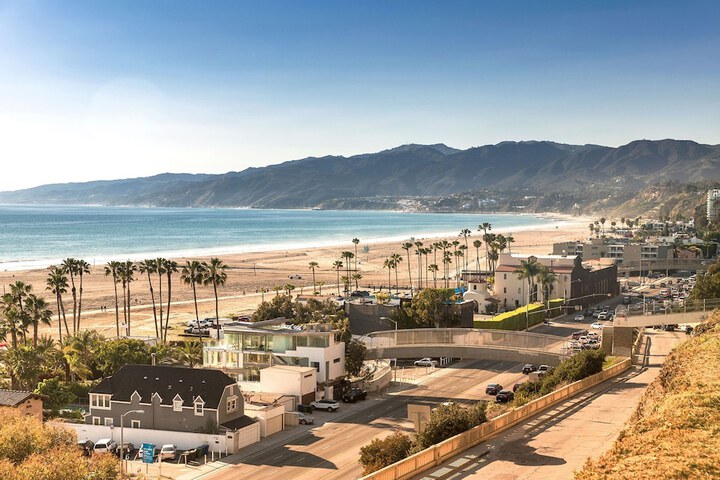 The Beverly Hilton