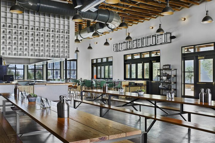 Cavalry Court by Valencia Hotel Collection
