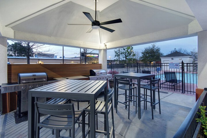 Terrace/Patio 59 of 61