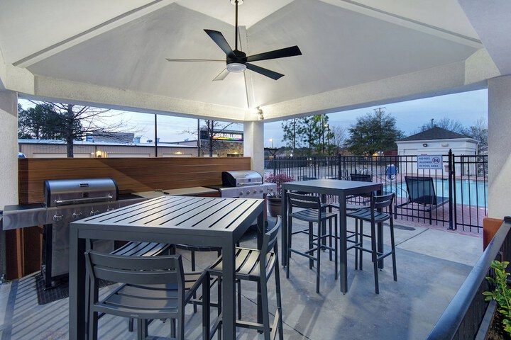 Terrace/Patio 58 of 61