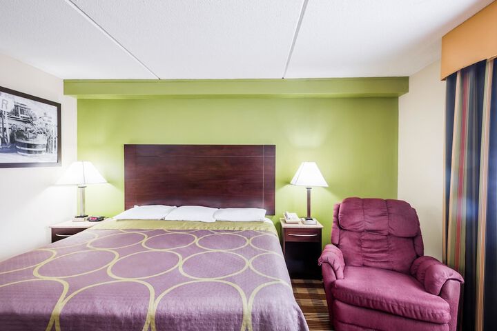 Room 22 of 32