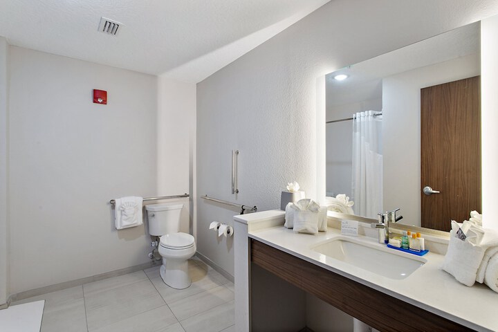 Holiday Inn Express St. Augustine - Vilano Beach by IHG