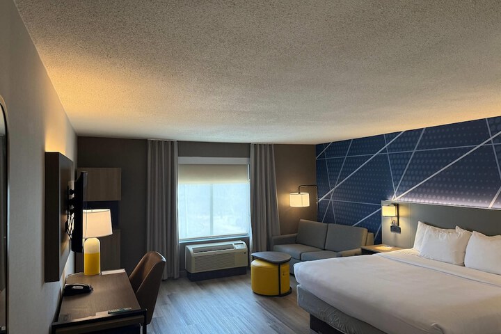 Comfort Inn & Suites Danbury-Bethel