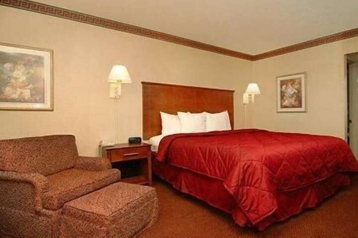 Room 13 of 26