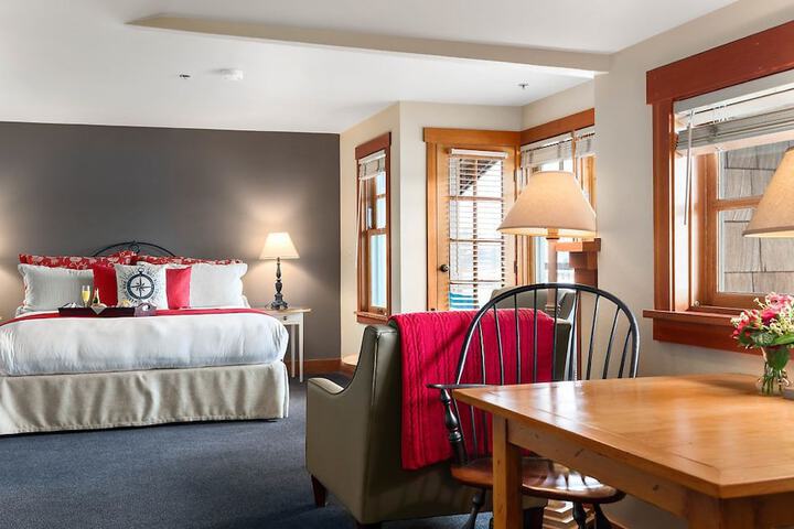Room 44 of 101