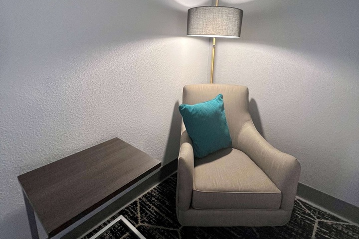 Room 46 of 73