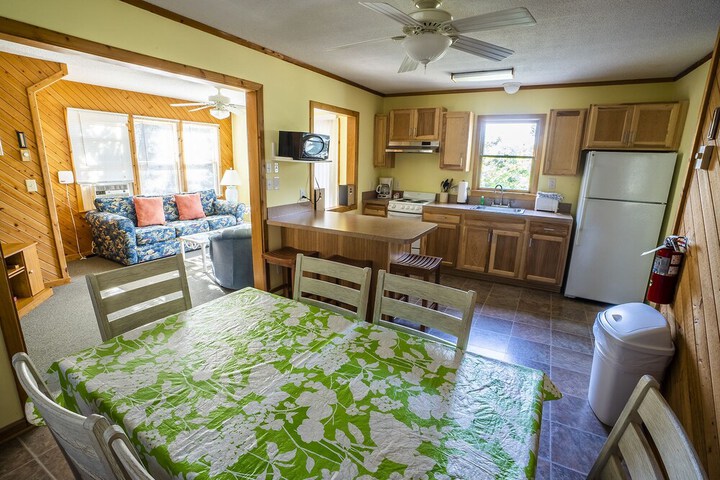 Ocracoke Harbor Inn