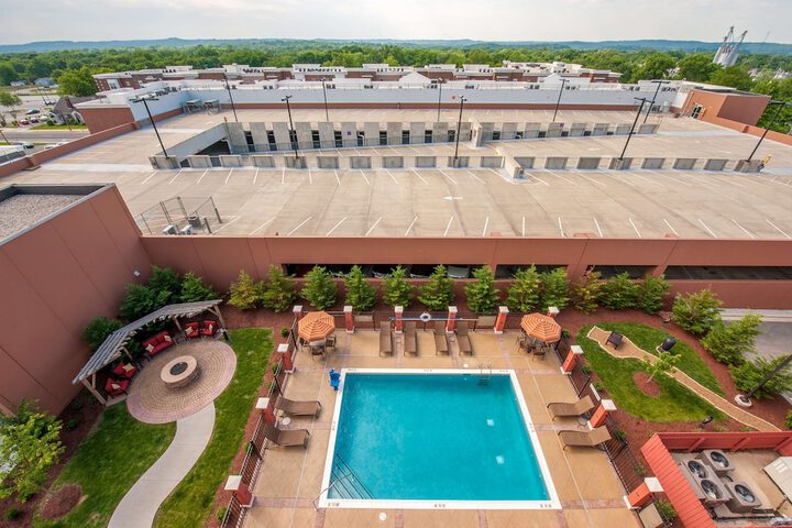 Hotel 7 of 51