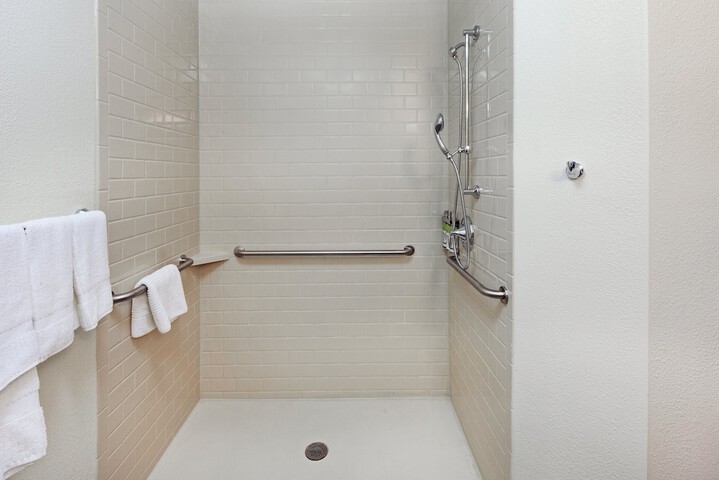 Room 20 of 34