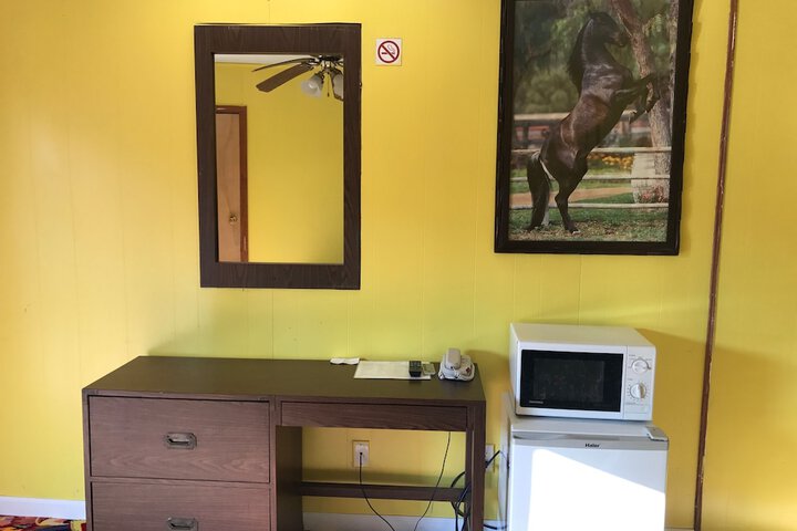 Room 14 of 21