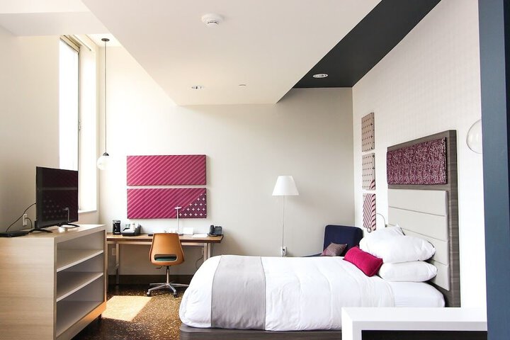 Room 78 of 112