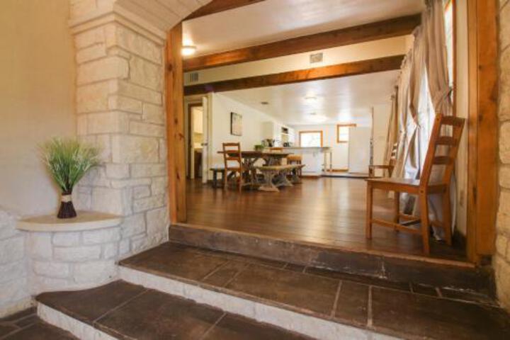 The Lake House on the Cove