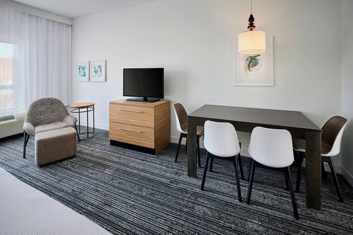 TownePlace Suites by Marriott Ottawa Kanata