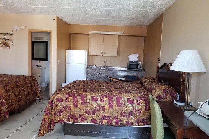 Room 30 of 39