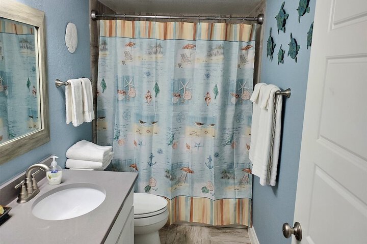 Room 180 of 248