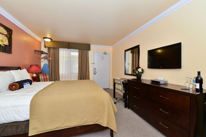 Room 13 of 31