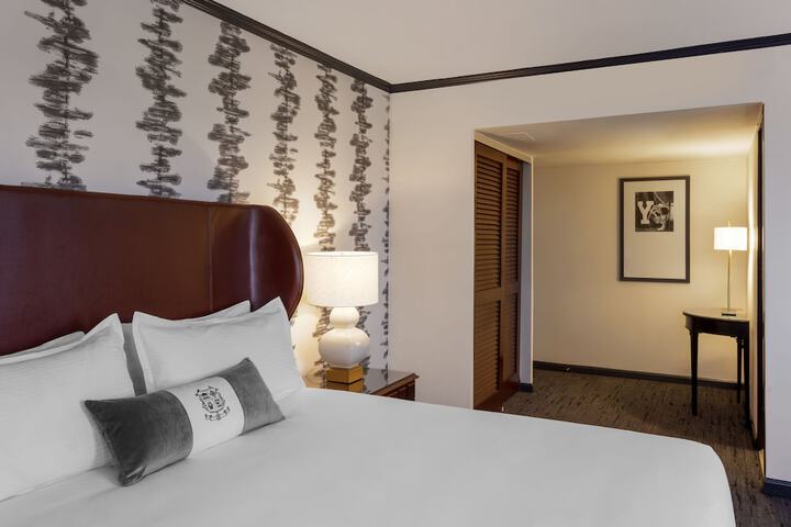 Room 21 of 78