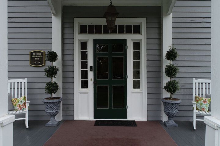 The Elizabethtown Inn