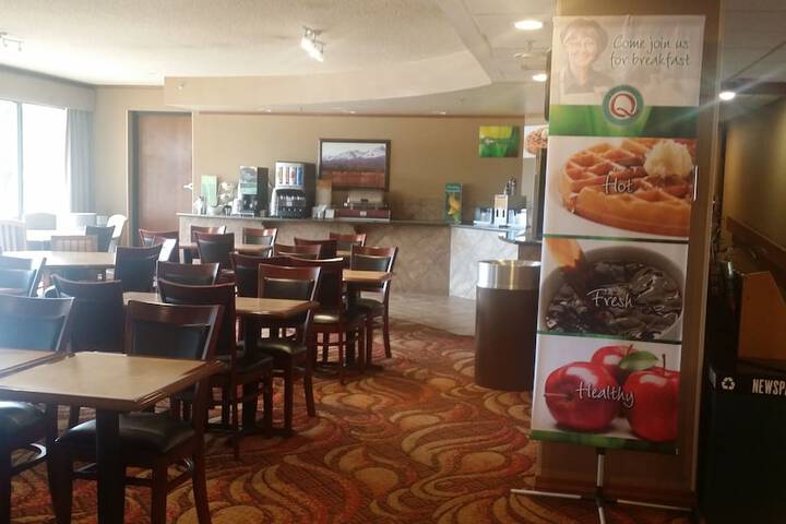 Quality Inn Colorado Springs South