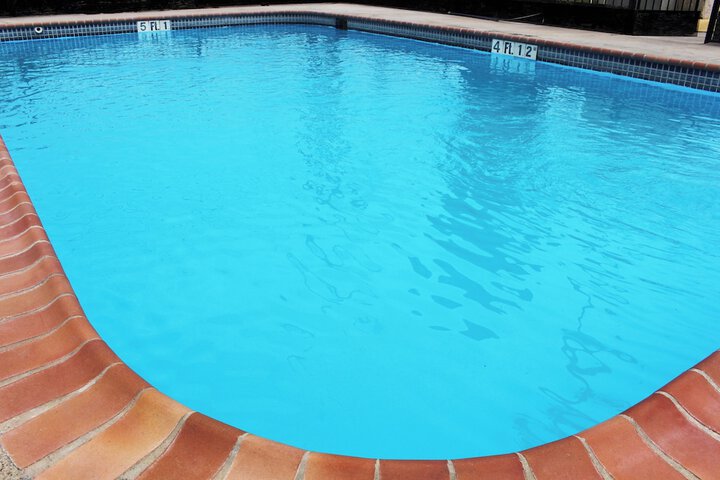 Pool 5 of 28