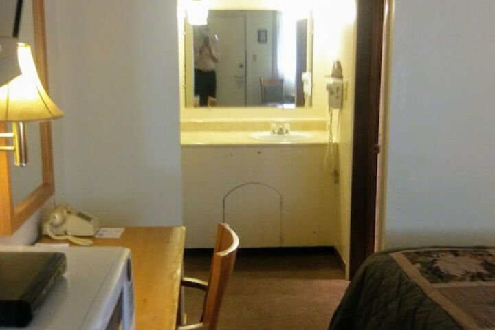 Room 20 of 54