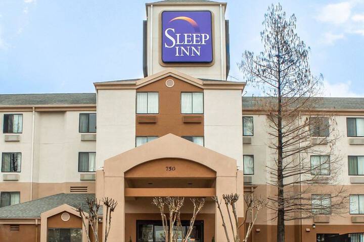 Hotel 4 of 28