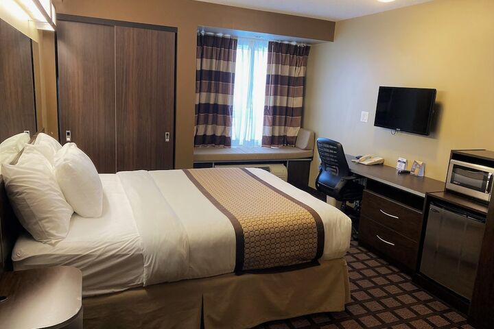 Room 63 of 84