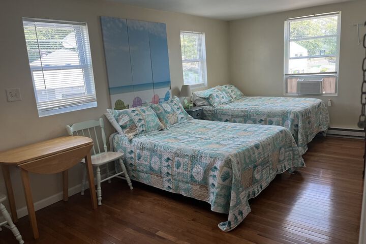 Room 25 of 29