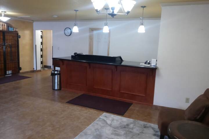 Roseau Motel
