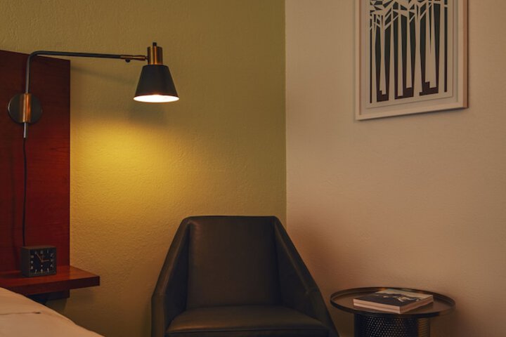 Room 14 of 21