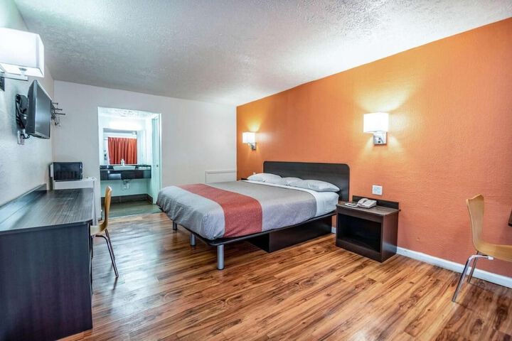 Room 19 of 23