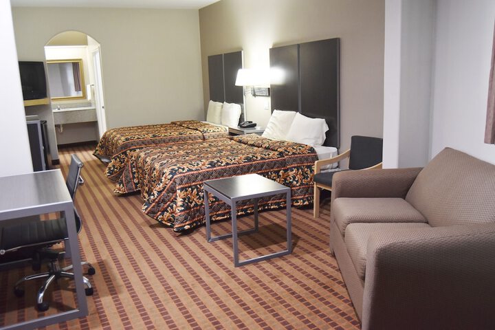 Room 28 of 30